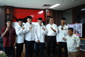 DPD LDII KOTA PEKANBARU MELAKUKAN MUSYAWARAH RUTIN DI KANTOR SKRETARIAT JL RIAU.